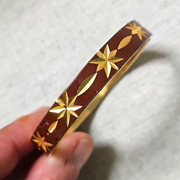 Vintage Gold Plated Diamond Cut Jerusalem Star Bangle Bracelet - Picture 3 of 10